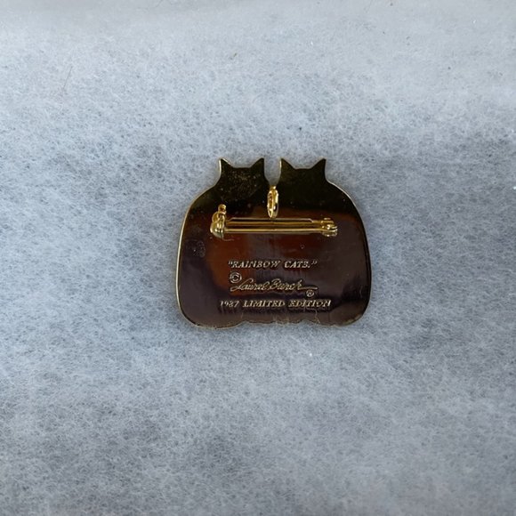 Laurel Burch Pin "Rainbow Cats" - Picture 3 of 7